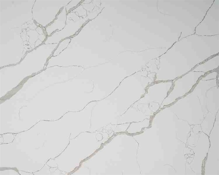 Calacatta Laza Quartz Slab