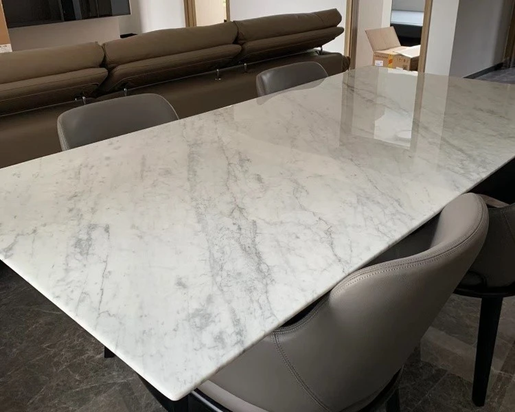 Statuarietto Marble table